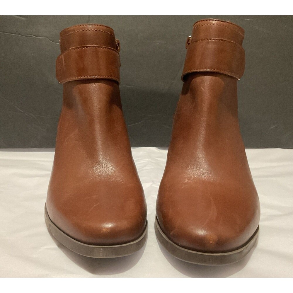 Anne Klein Sz 7.5 ankle boots Soft Leather Comfortable Wear